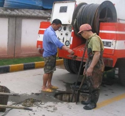 杭州富阳市春江街道清理化粪池 隔油池清洗