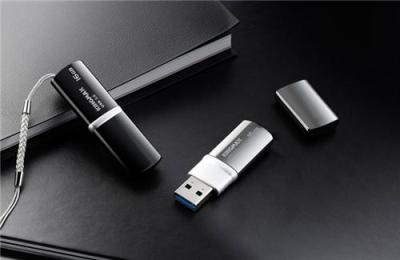 胜创俊碟USB3.0高速U盘