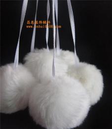 广东长期供应环保出口毛绒球 服饰绒毛球