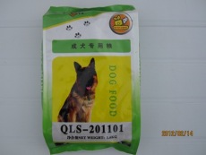 飼料廠家供應(yīng)犬糧動物性飼料顆粒飼料