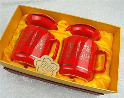 中國紅瓷對杯
